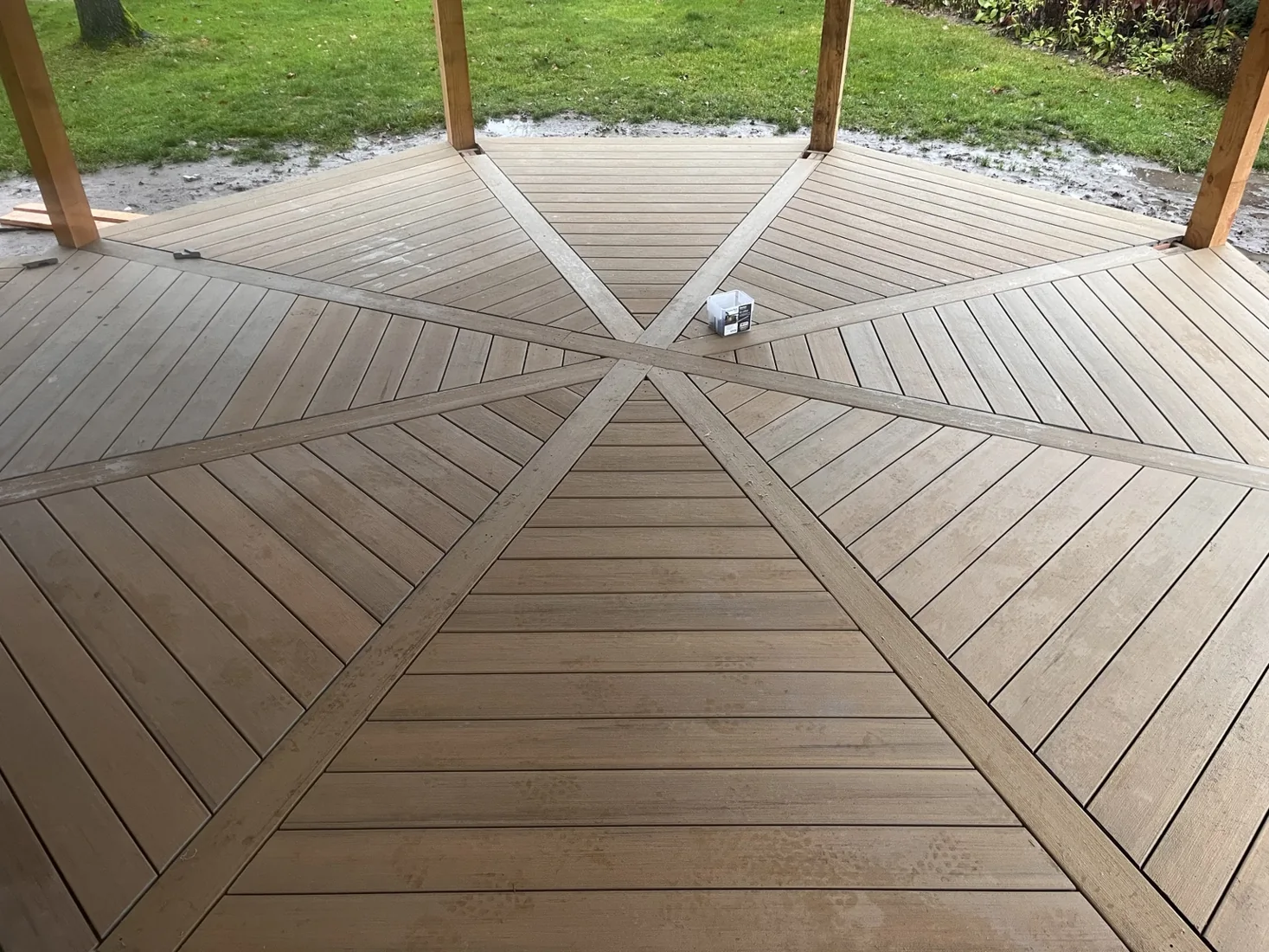 Custom Decking Pattern — SCC project portfolio